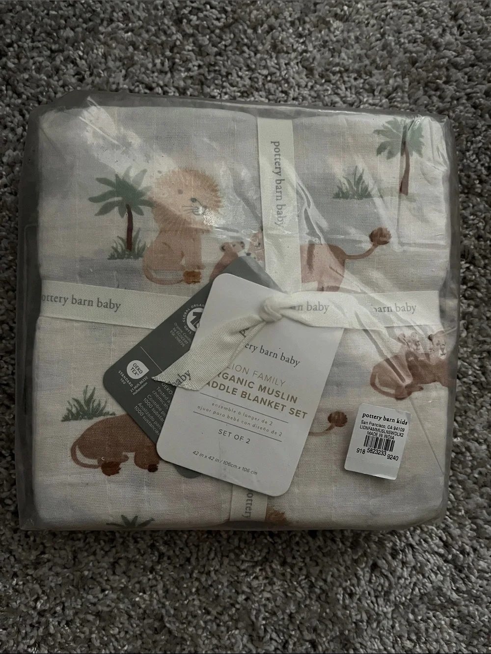 Pottery Barn Baby Lion Print Muslin Swaddle x2